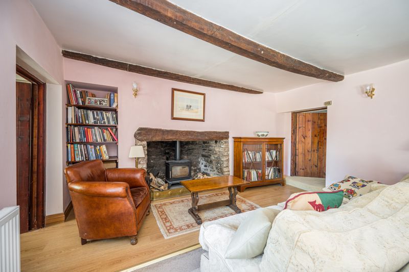 Sitting Room- click for photo gallery